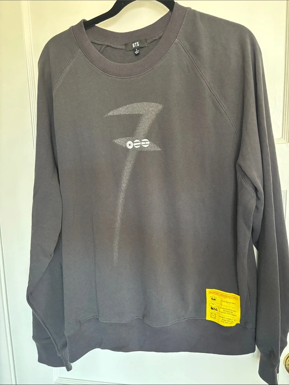 BTS ARIRANG OFFICIAL TOUR MERCH - Constellation Sweatshirt NEW Size L